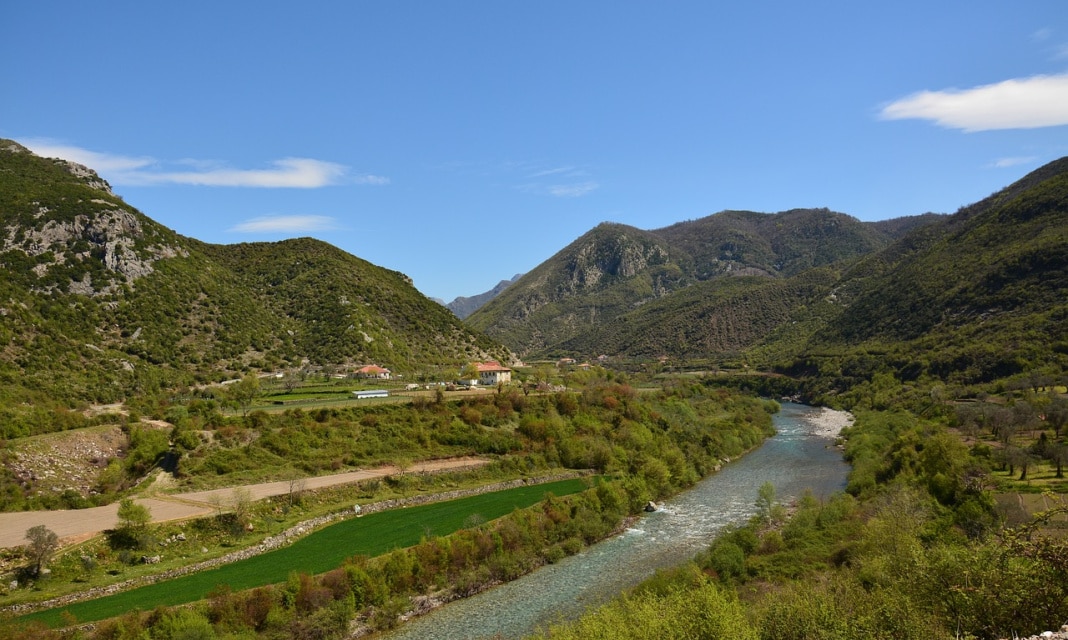 Albania jak się ubrać?